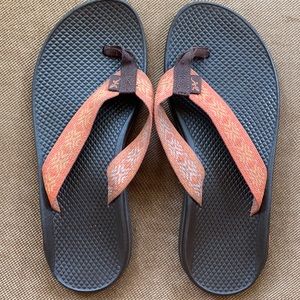 Chaco flip flops